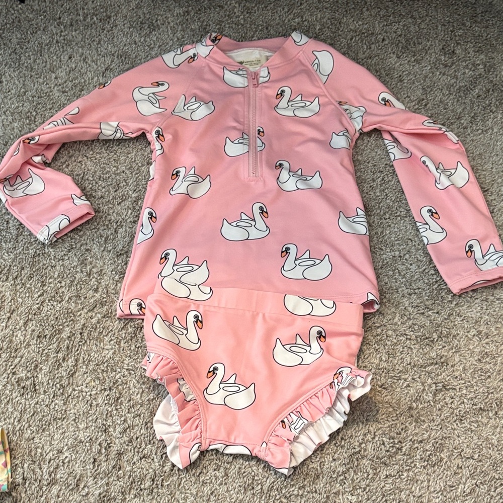 NWOT Pink Swan Kids Swim Rashguard Set